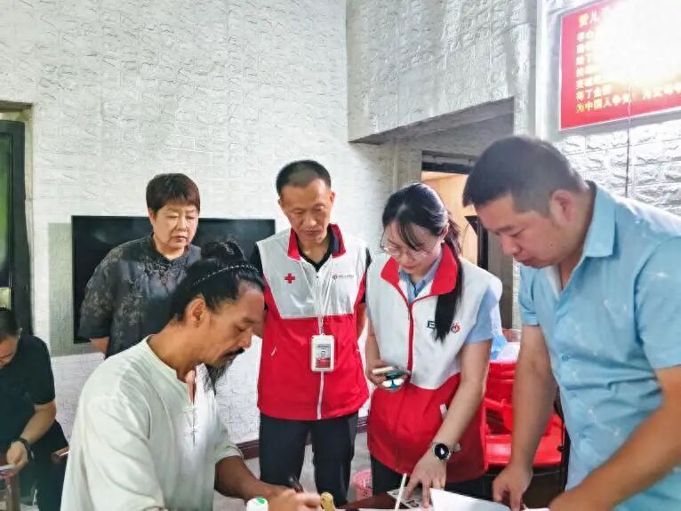 大爱传递！湖南老夫妻兑现生死之约，时隔两年先后捐献遗体角膜